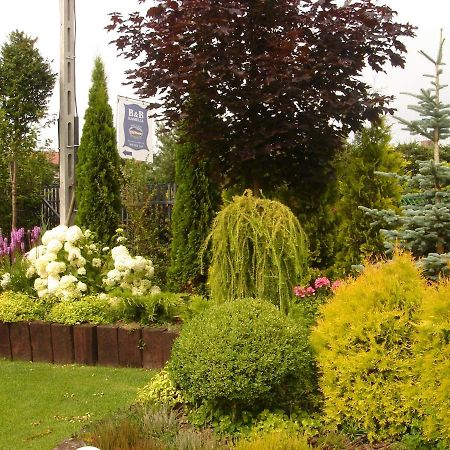 B&B Kamelia Komorniki  Exteriör bild