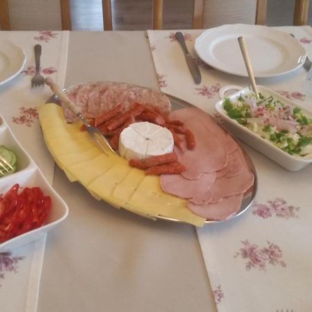 B&B Kamelia Komorniki  Exteriör bild